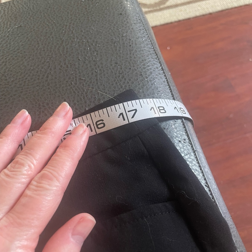 Dress Barn black pants flat front trousers size 12 rayon spandex pockets pull on - Picture 9 of 13